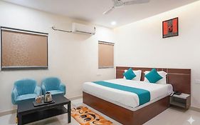 Hotel Urban Prime Near Yashoda Hospital, Hitech City